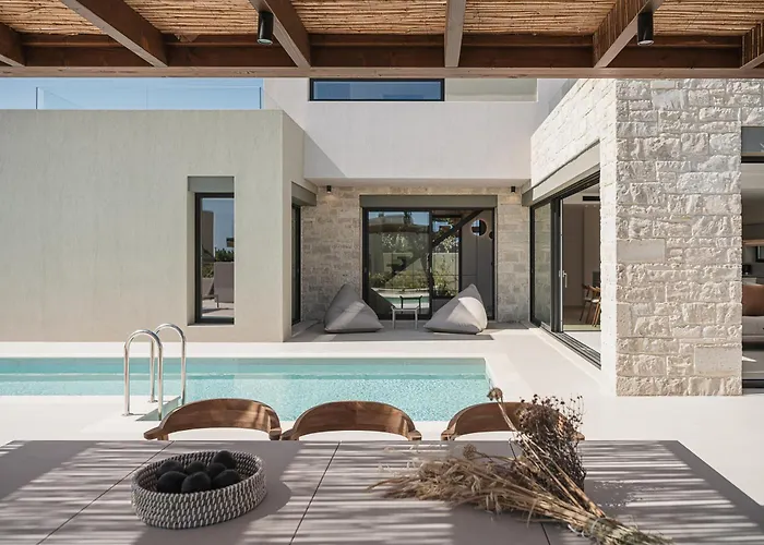 Iocaste - With Private Pool And Ev Station *